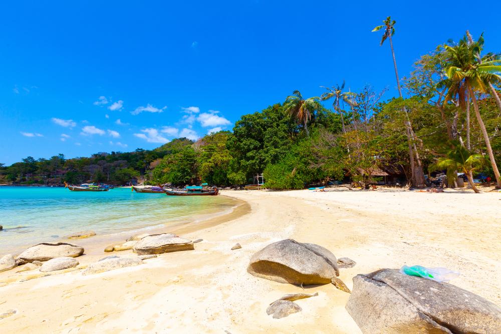 Rus porno qul xotini Balnichada jinsiy aloqa